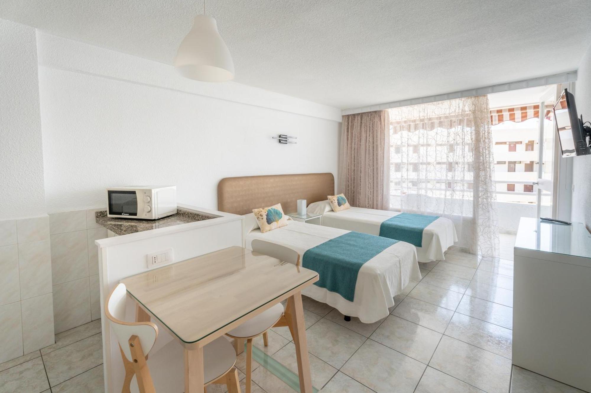 Apartamentos Borinquen Playa de las Americas  Exterior foto